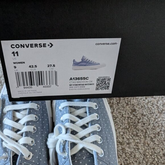 New in box Converse CTAS Madison US women's size 11 - Picture 8 of 9